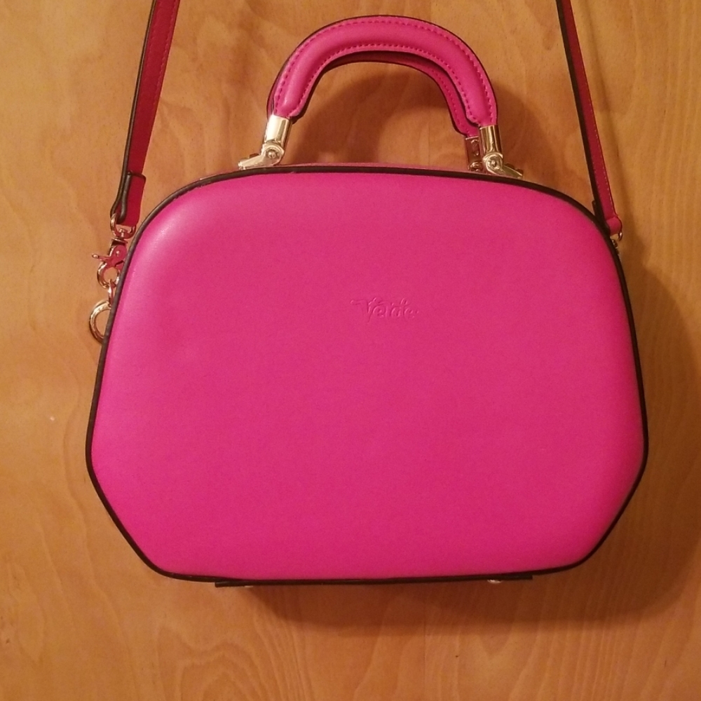 The cutest pink leather bag ever!